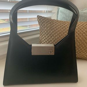 Salvatore Ferragamo leather shoulder bag